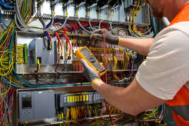 Best Licensed Electrician  in Hanna City, IL